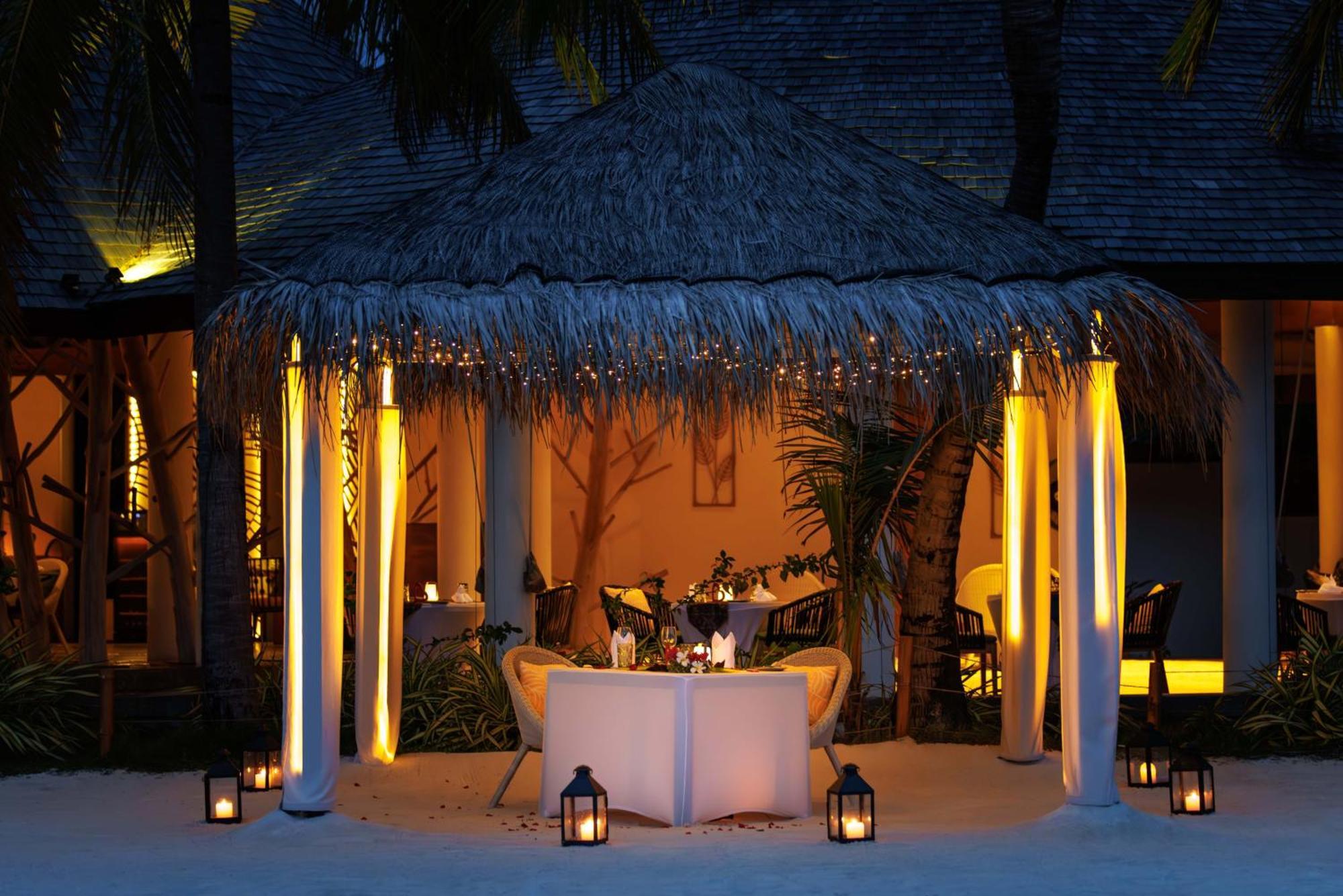 Ozen Life Maadhoo Hotell Maadhoo  Exteriör bild