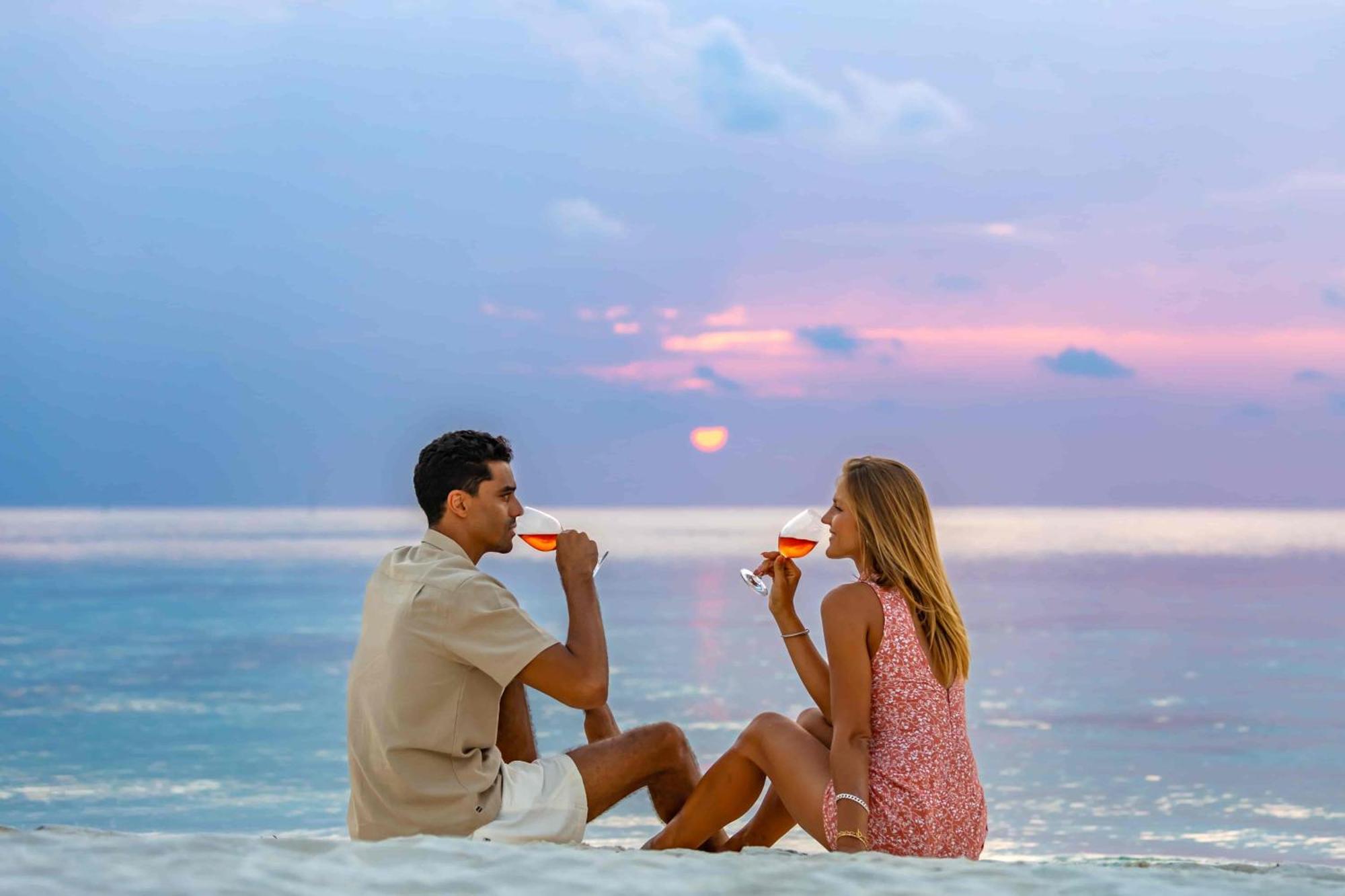 Ozen Life Maadhoo Hotell Maadhoo  Exteriör bild