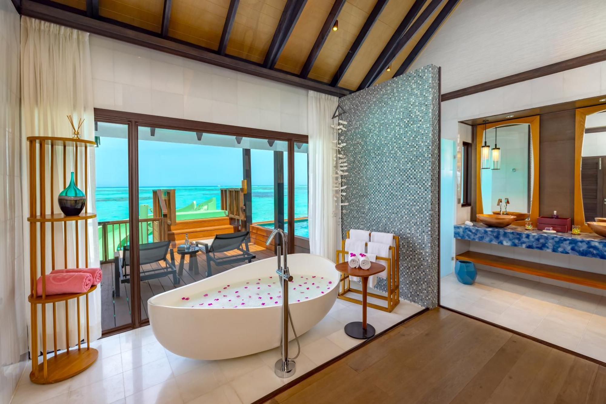 Ozen Life Maadhoo Hotell Maadhoo  Exteriör bild